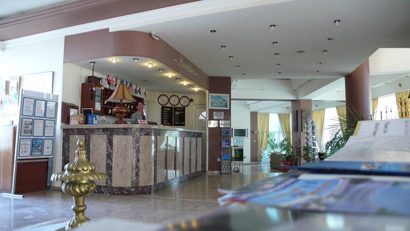 Sempati Hotel Lapithos  Eksteriør billede