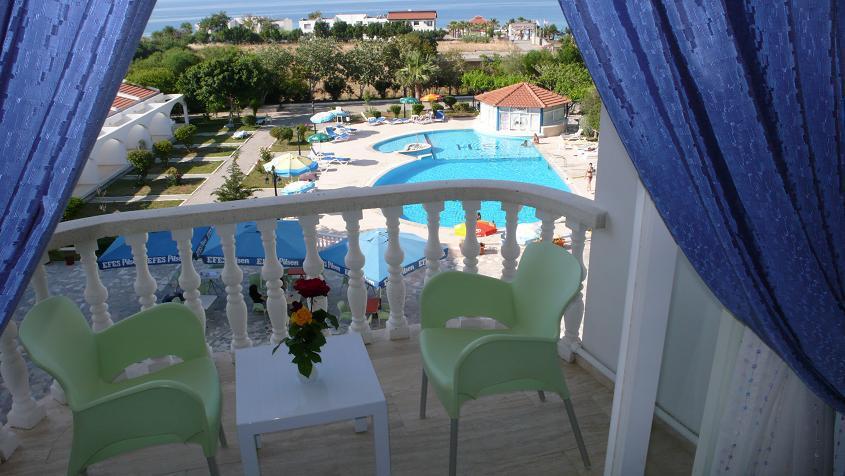 Sempati Hotel Lapithos  Eksteriør billede